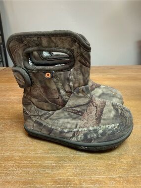 Baby Bogs II Rain Boots Waterproof Imsulated Mossy Oak Pull On Handles Sz 7